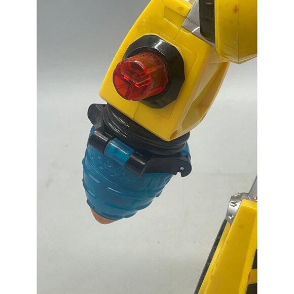 Playskool Transformers Bumble Bee Robot Figure Hasbro 10" Lights Sounds READ - Picture 4 of 8